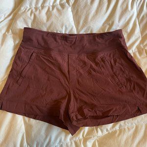 Athleta Trekkie North Short 10